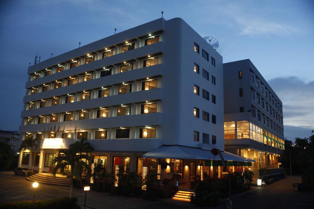 Hotel Boon Siam
